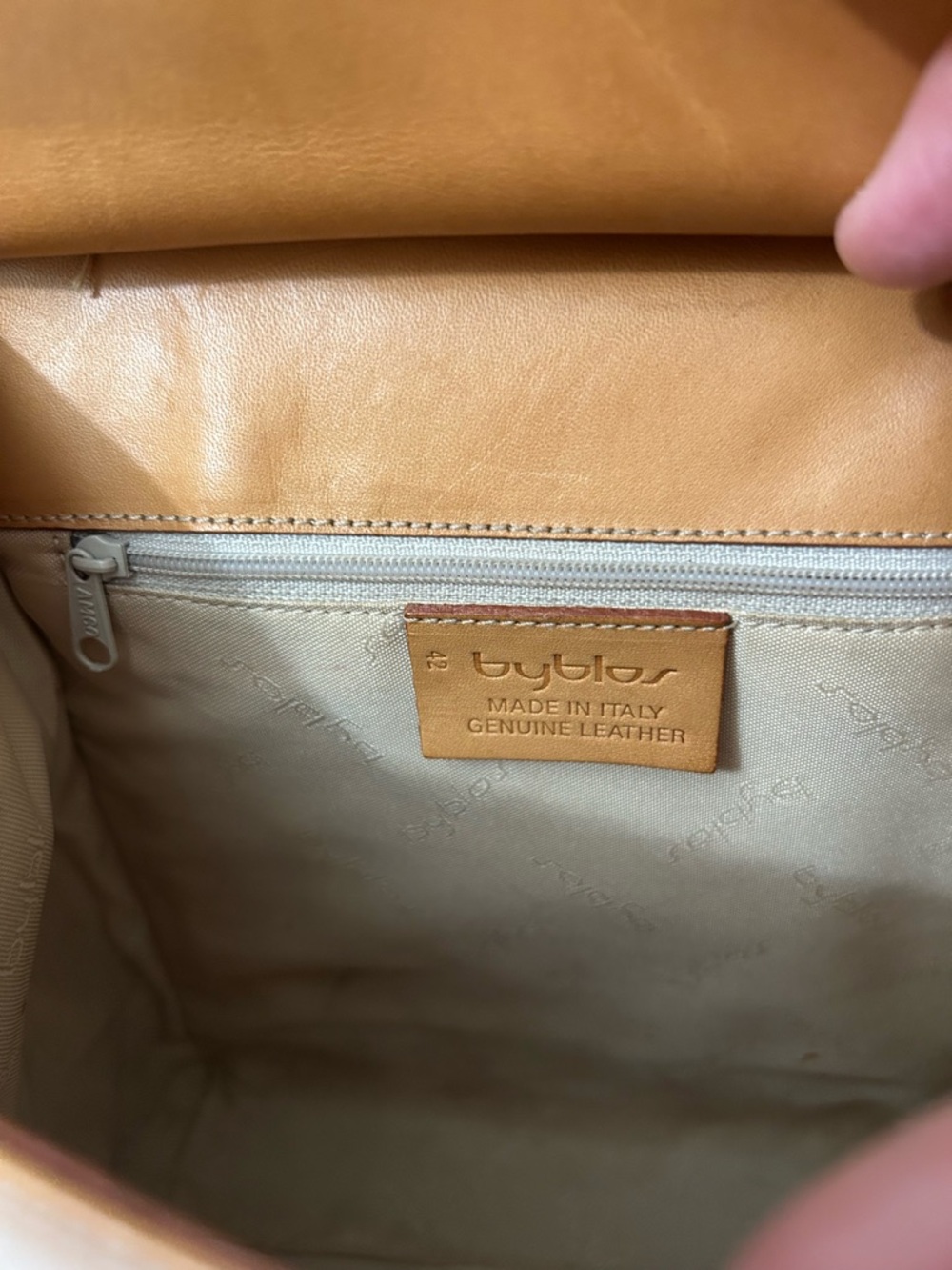 Byblos - Vintage Leather Backpack with Top Handle made in Italy. - Picture 9 of 15